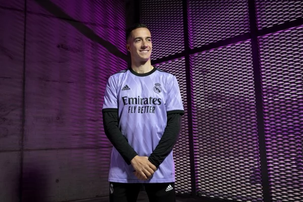 Real Madrid Fotbalový Dres 2022-23 Luka Modrić 10 Venkovní